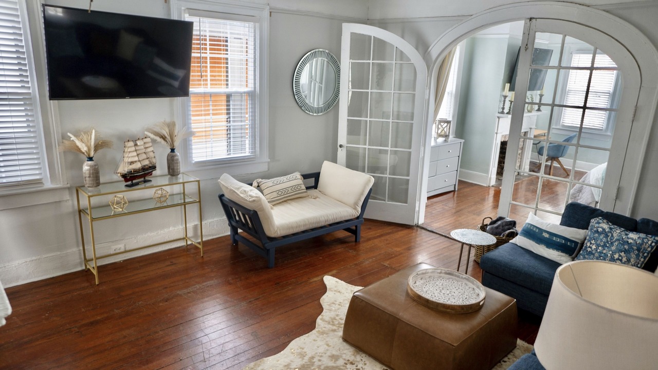 Photo of Bedroom in Westside