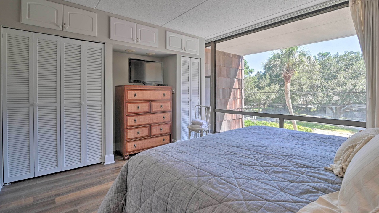 Photo of Bedroom in North Litchfield Beach
