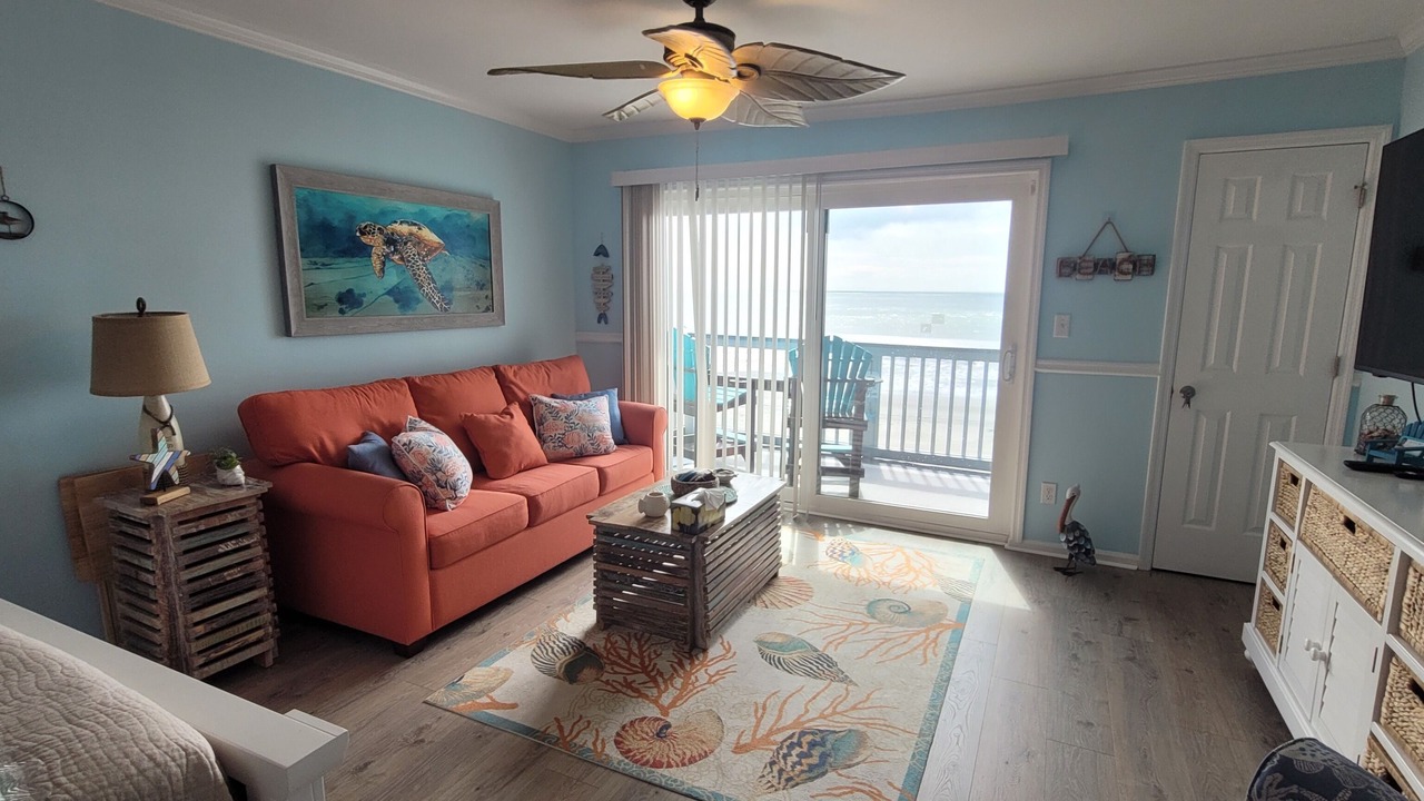Photo of Livingroom in Surfside Beach