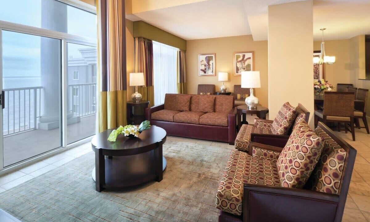 Photo of Livingroom in Arcadian Shores