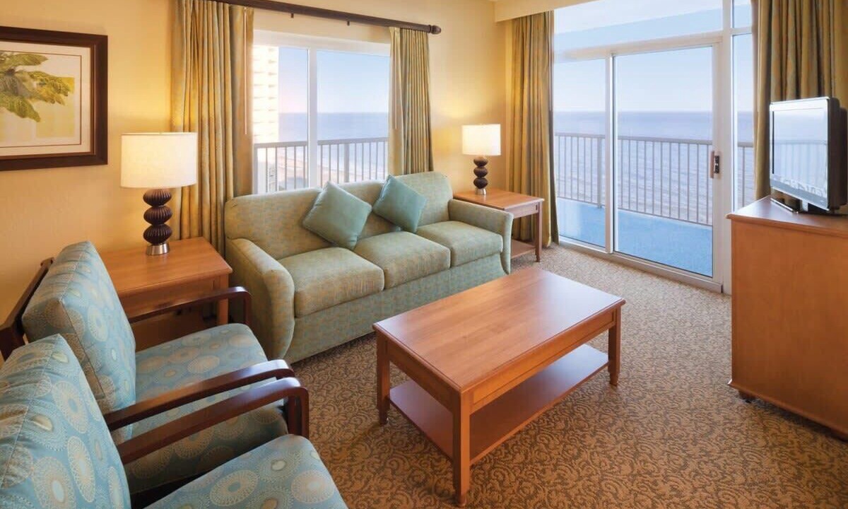 Photo of Livingroom in Arcadian Shores