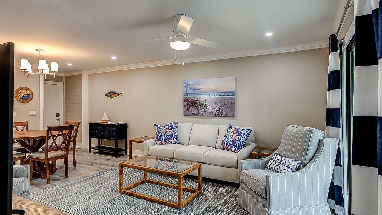 Photo of Livingroom in Seabrook Island