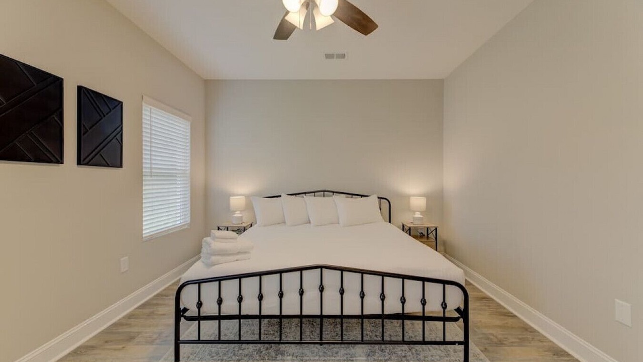 Photo of Bedroom in Cayce