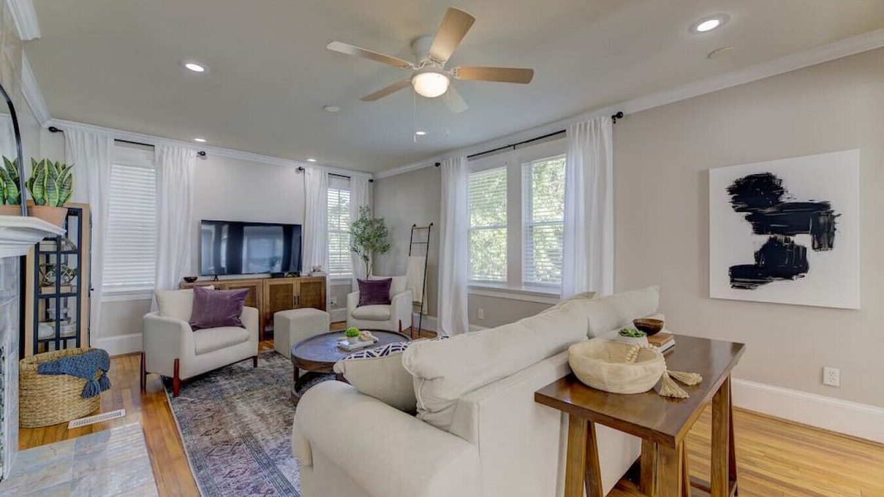 Photo of Livingroom in Earlewood