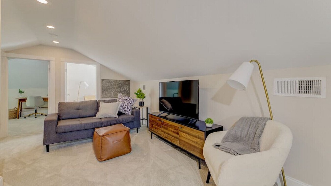 Photo of Livingroom in Earlewood
