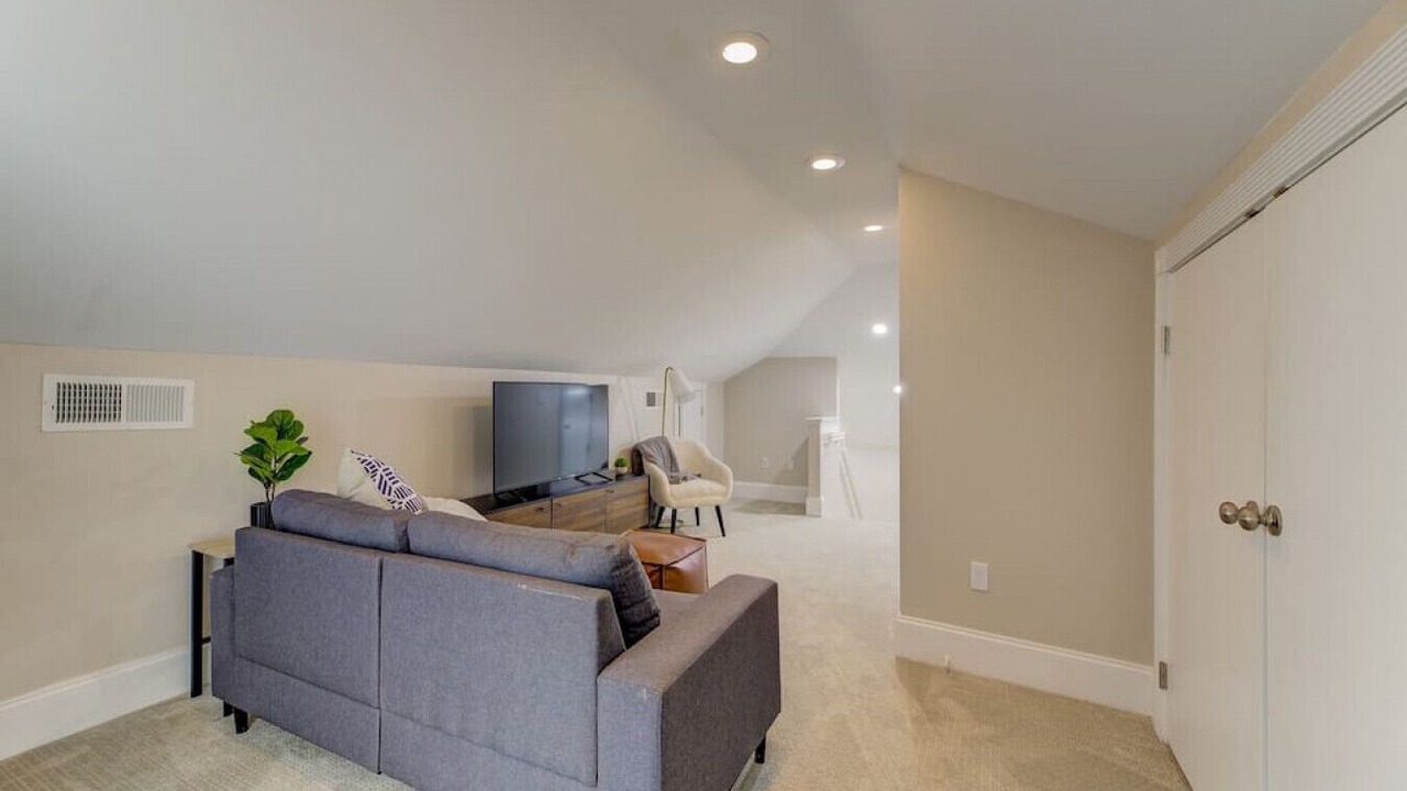 Photo of Livingroom in Earlewood