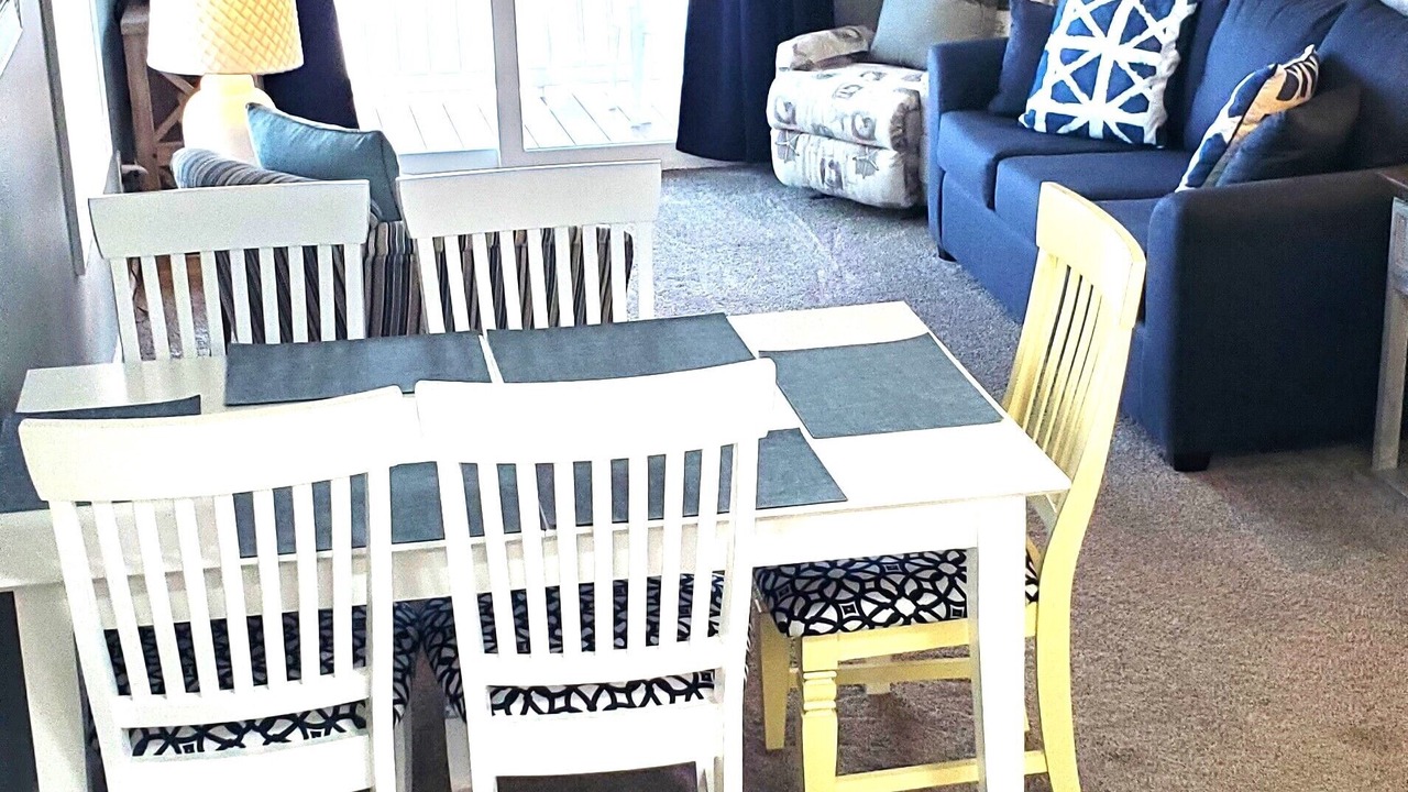 Photo of Livingroom in Windy Hill