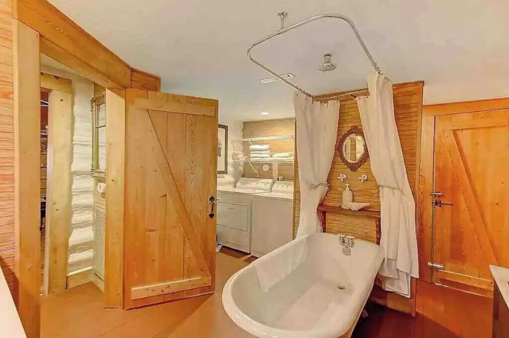 Photo of Bathroom in Folly Beach