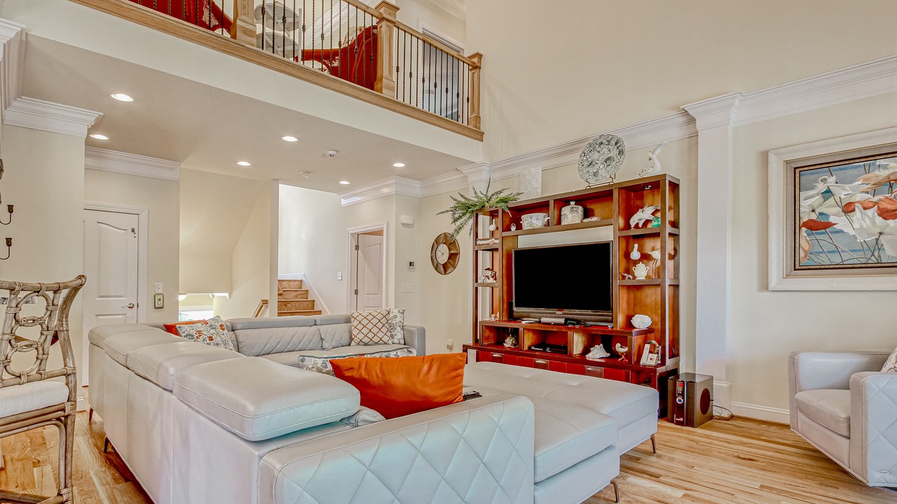 Photo of Livingroom in Atlantic Beach