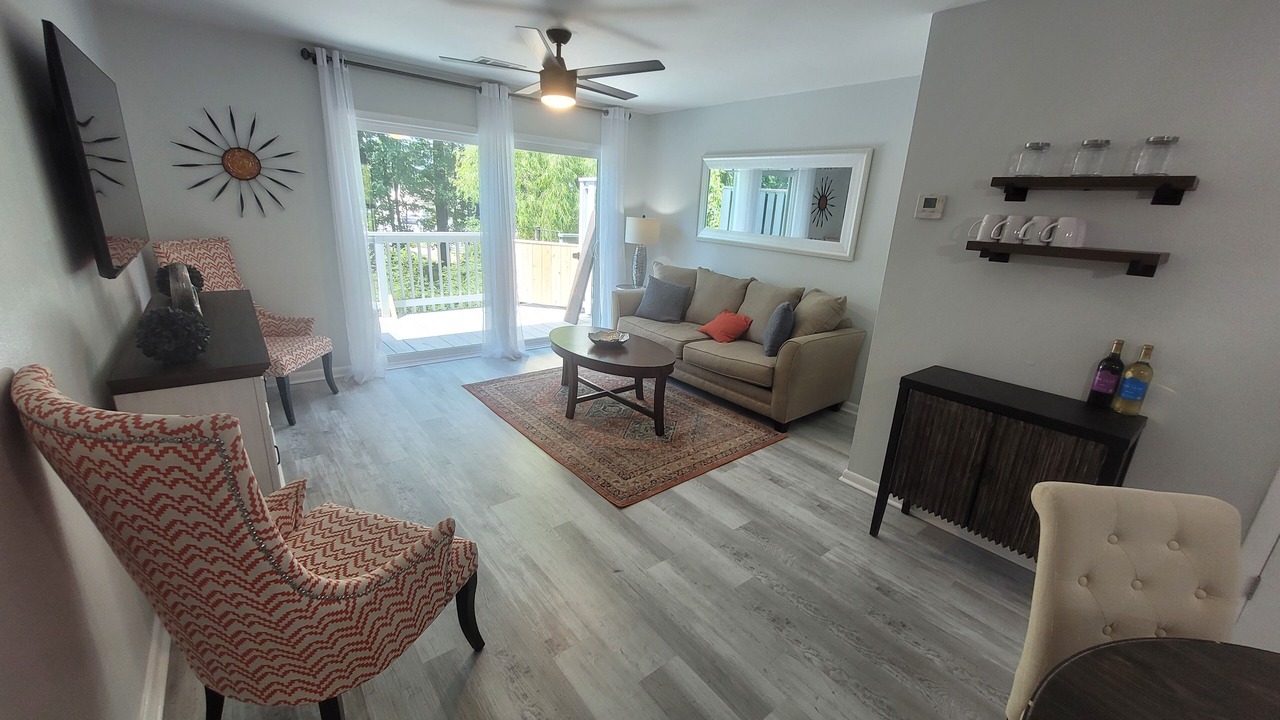 Photo of Livingroom in North Charleston