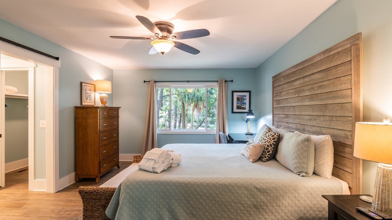 Photo of Bedroom in Lawton Woods