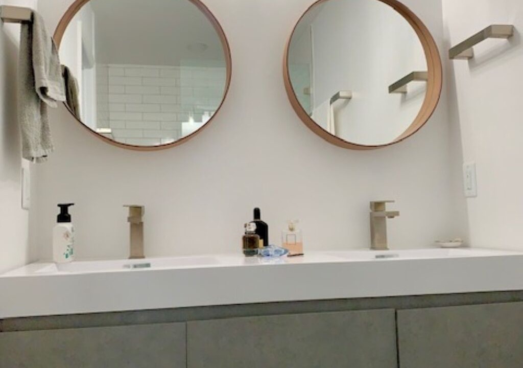 Photo of Bathroom in Provincetowne