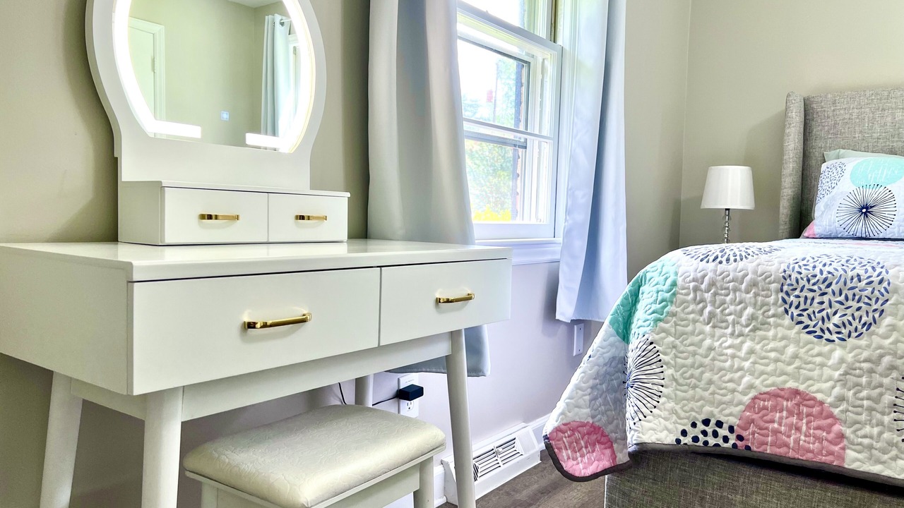 Photo of Bedroom in Hanahan