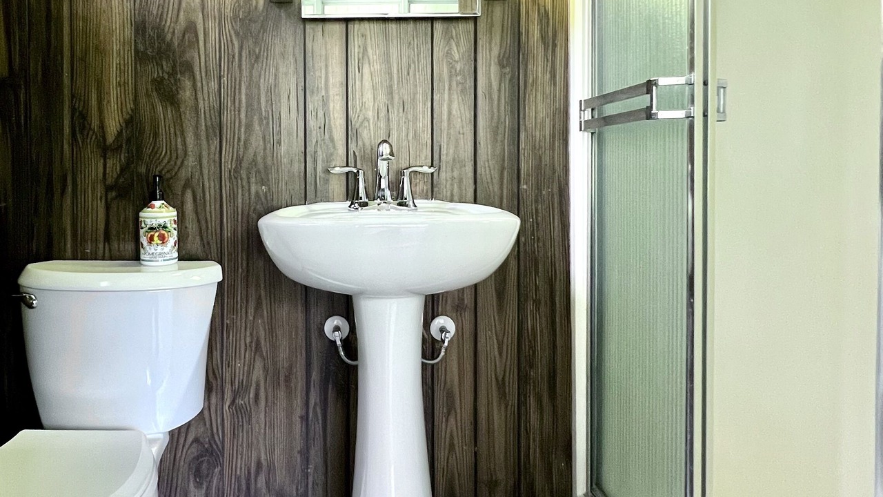 Photo of Bathroom in Hanahan