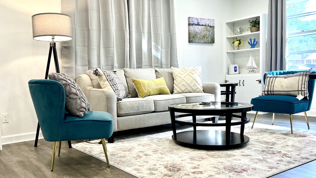 Photo of Livingroom in Hanahan