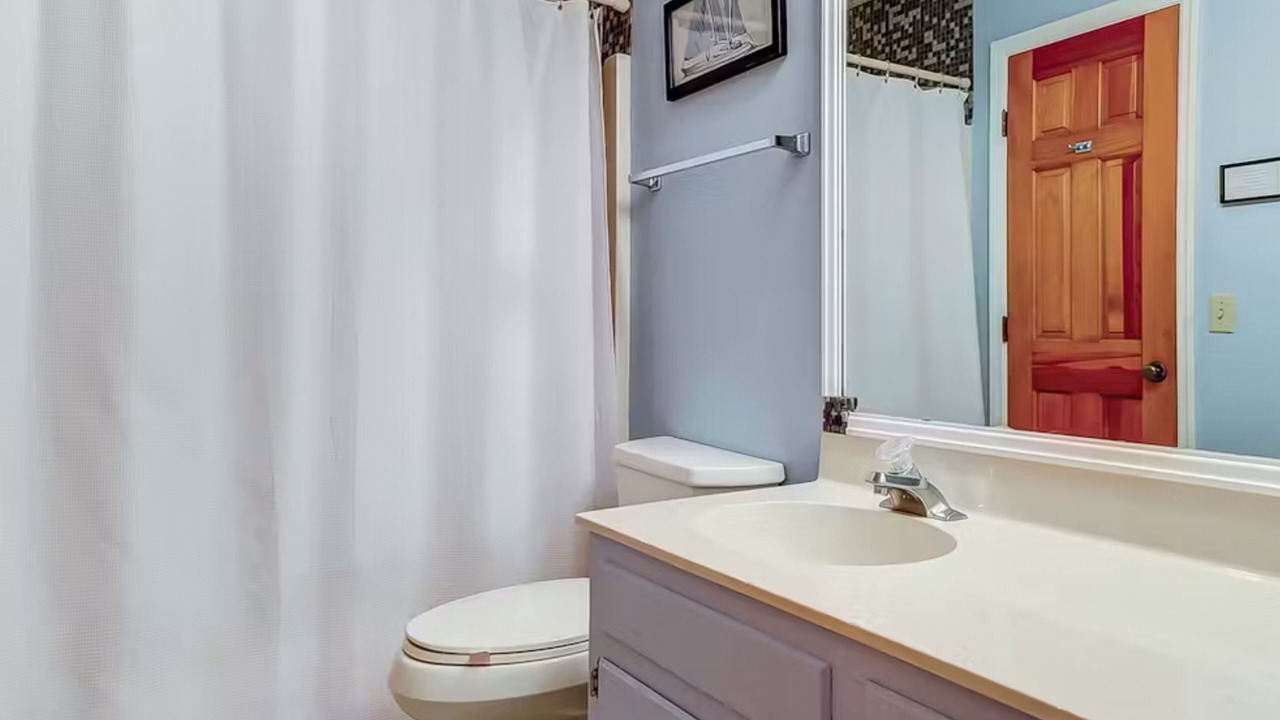 Photo of Bathroom in Ocean Ridge