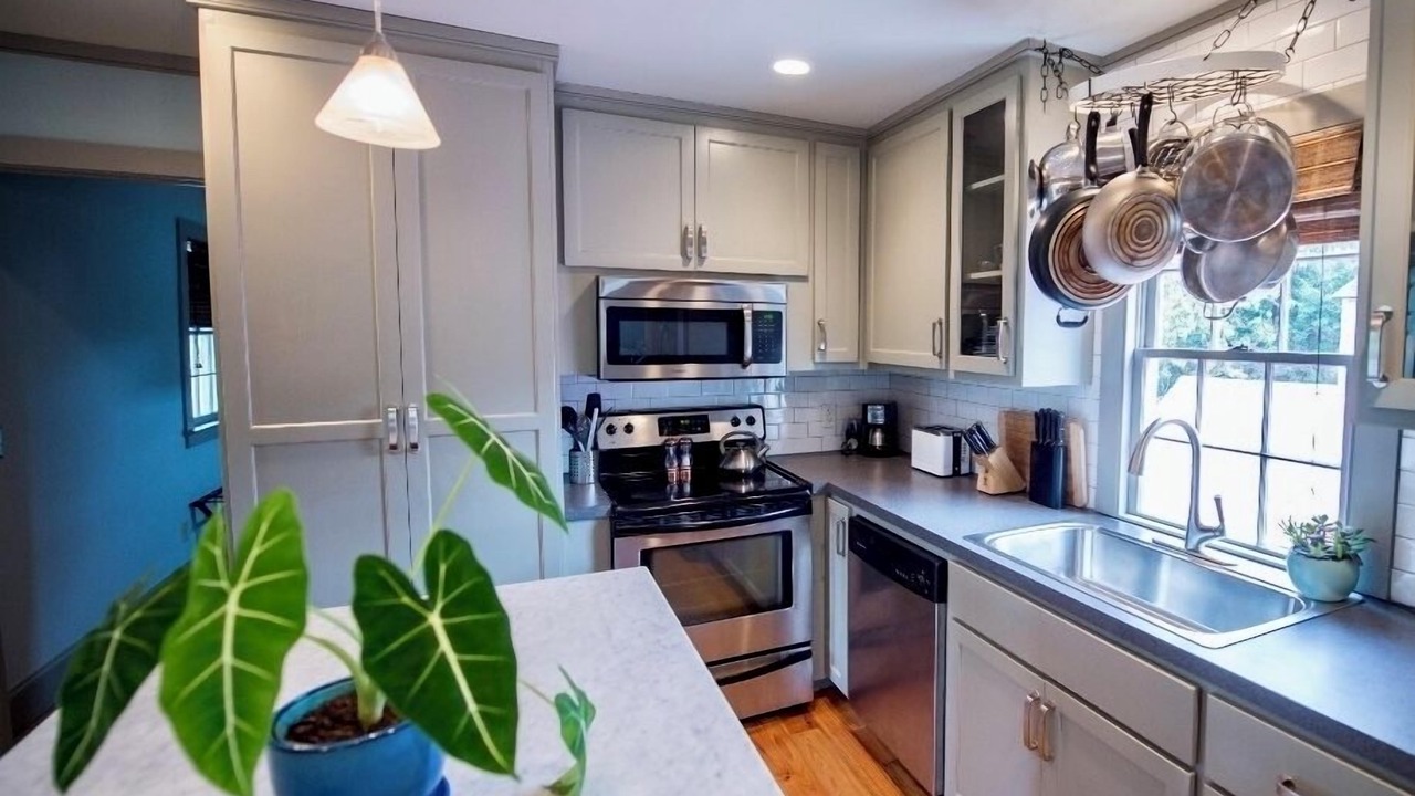 Photo of Kitchen in Westside