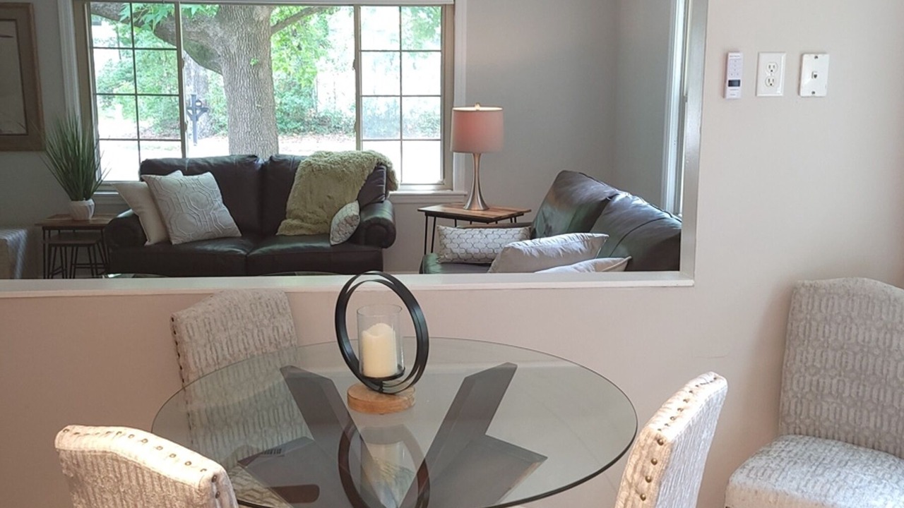 Photo of Livingroom in West Ashley