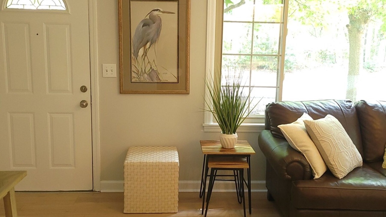 Photo of Livingroom in West Ashley