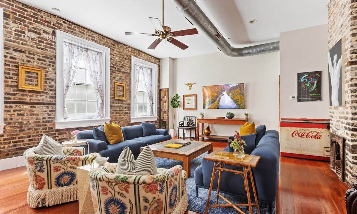 Photo of Bedroom in Downtown Charleston