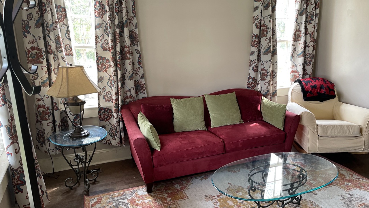 Photo of Livingroom in Charleston