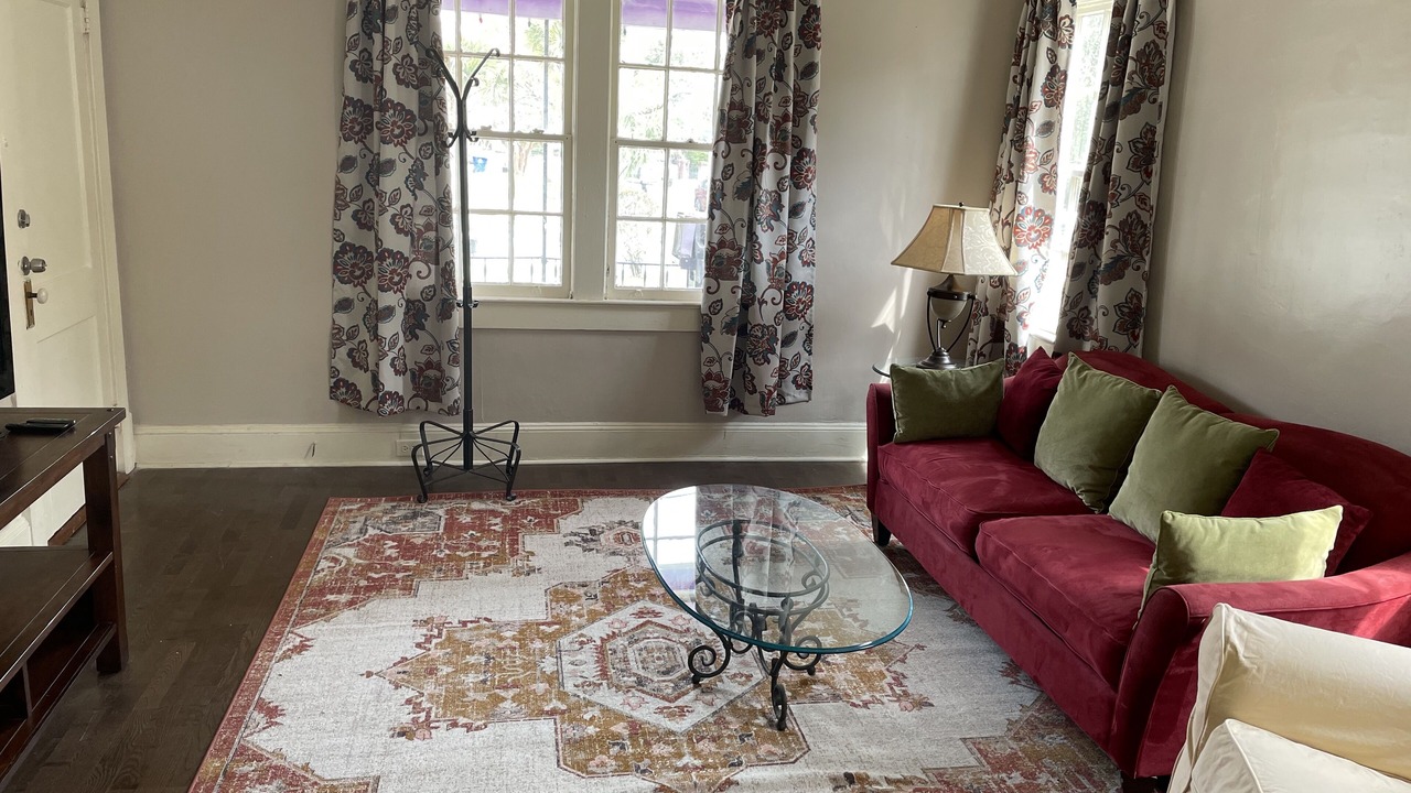 Photo of Livingroom in Charleston