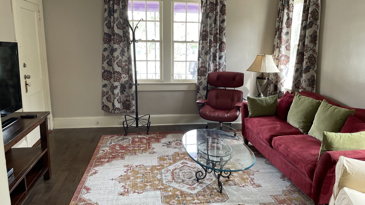 Photo of Livingroom in Charleston