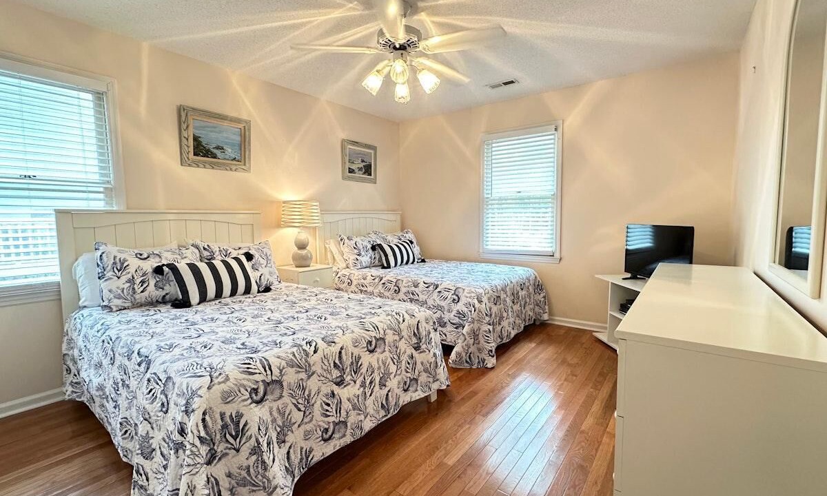 Photo of Bedroom in North Litchfield Beach