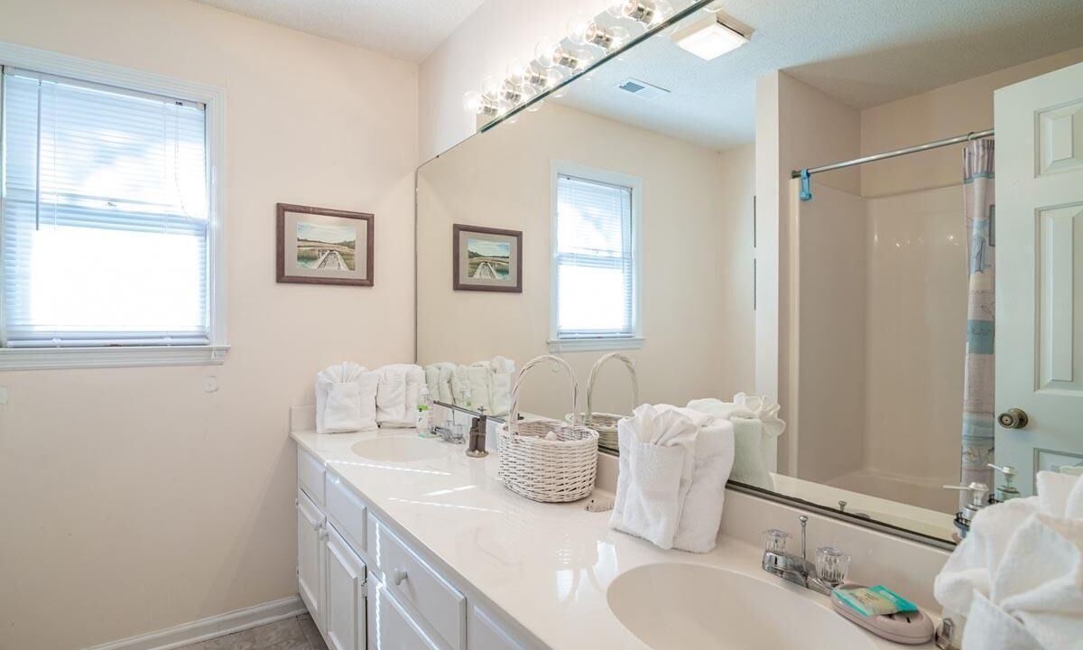 Photo of Bathroom in North Litchfield Beach
