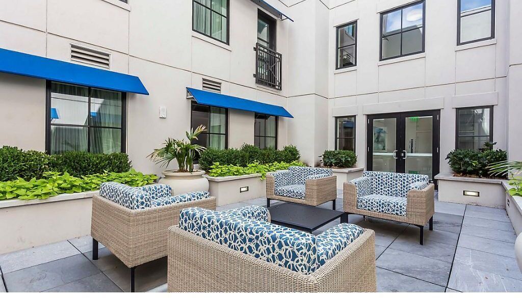Photo of Patio Balcony in Cannonborough Elliotborough