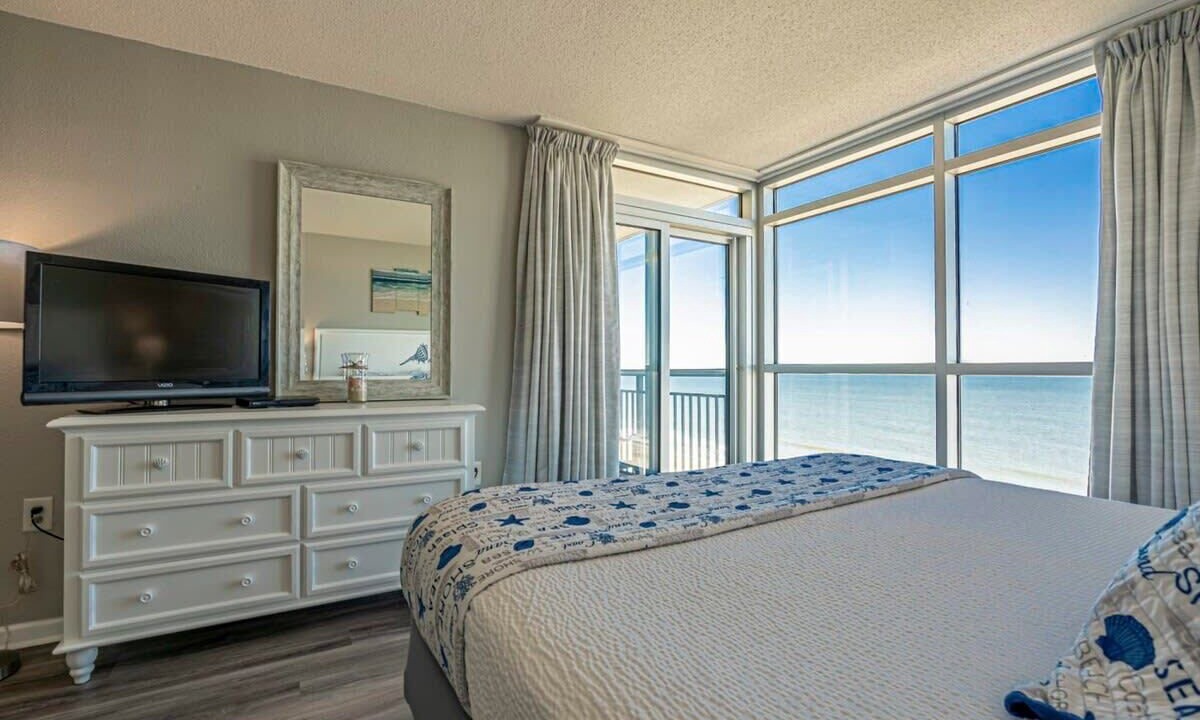 Photo of Bedroom in Downtown Myrtle Beach