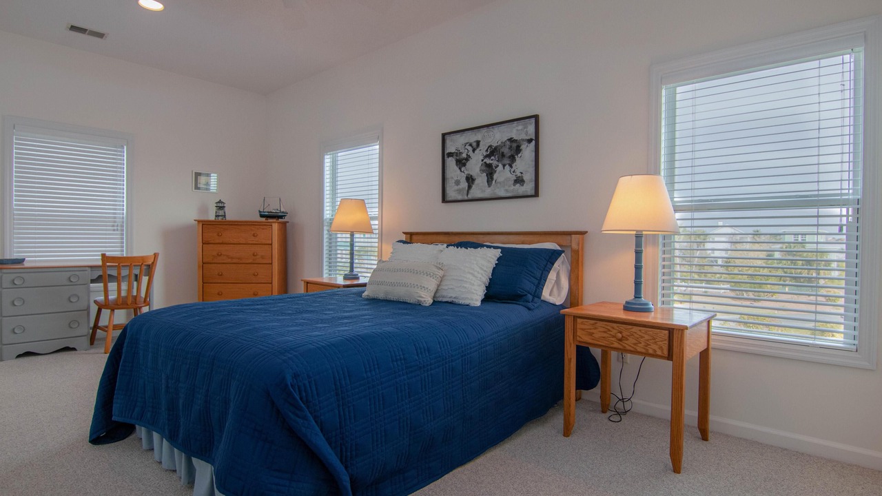 Photo of Bedroom in Oceanmarsh Subdivision