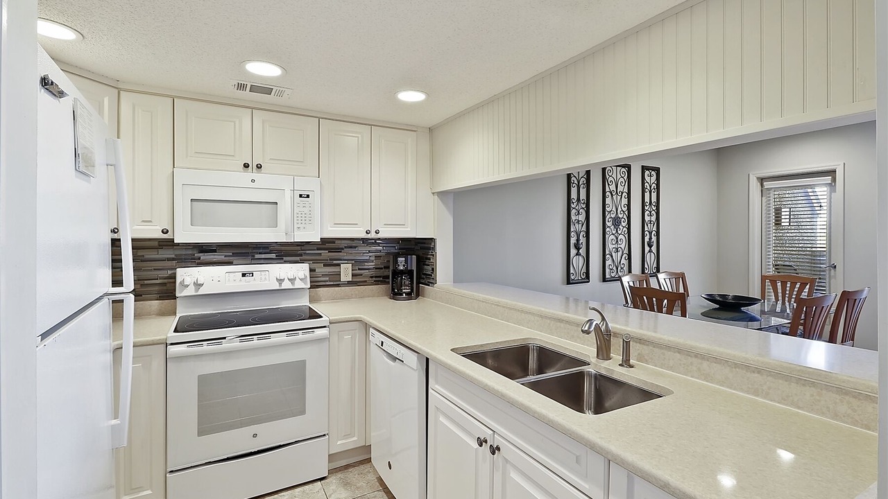 Photo of Kitchen in Shelter Cove