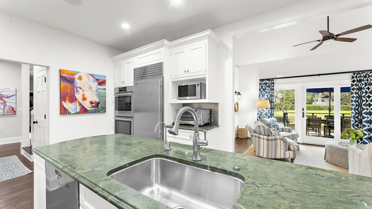 Photo of Kitchen in Vanderhorst Plantation