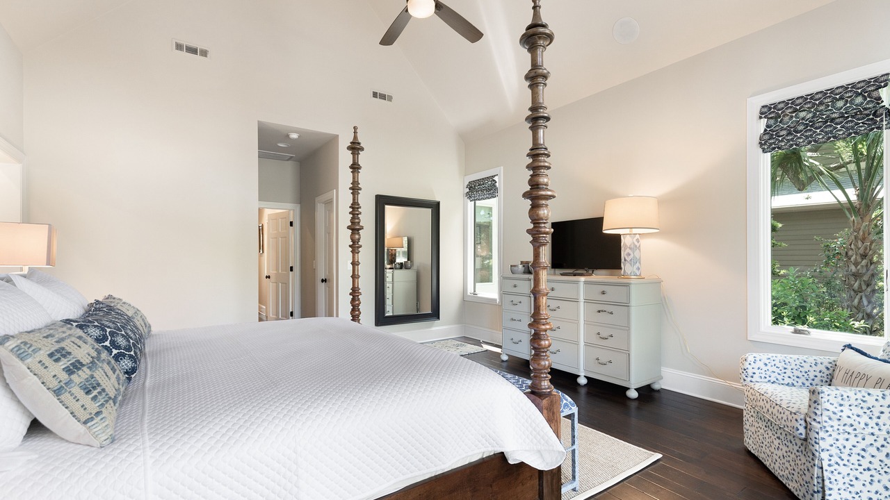 Photo of Bedroom in Vanderhorst Plantation