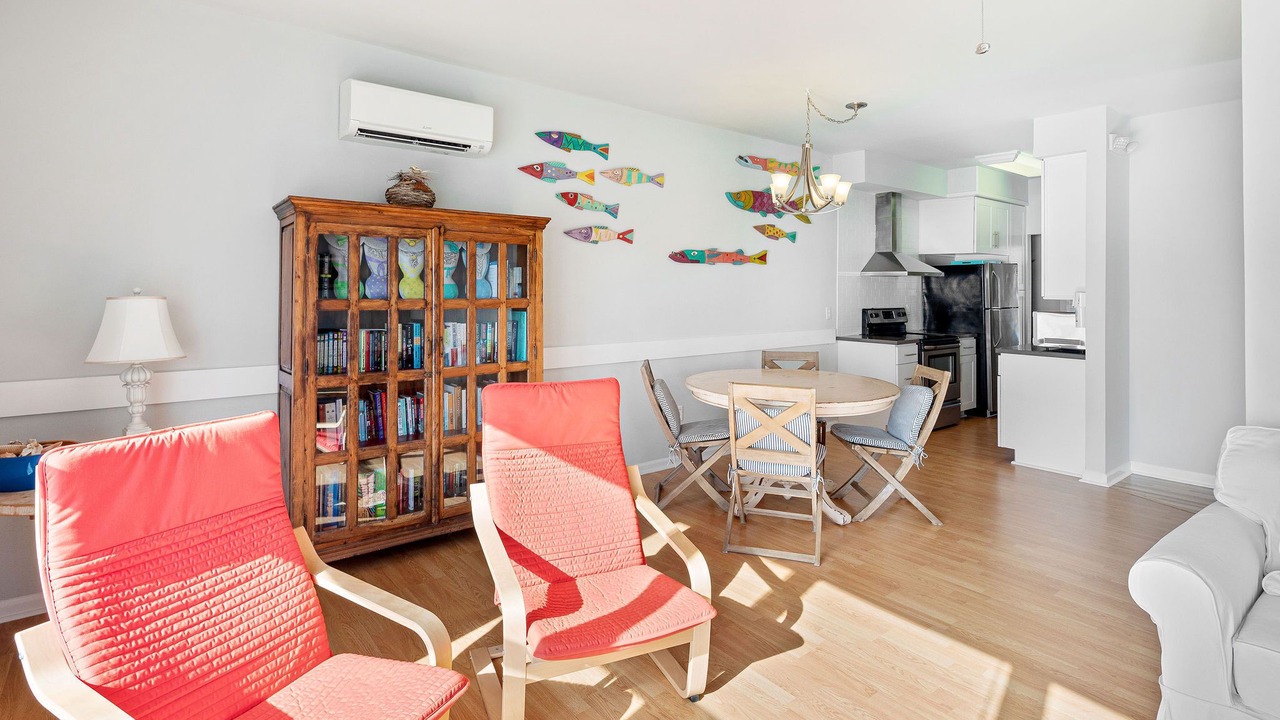 Photo of Livingroom in Sullivan's Island