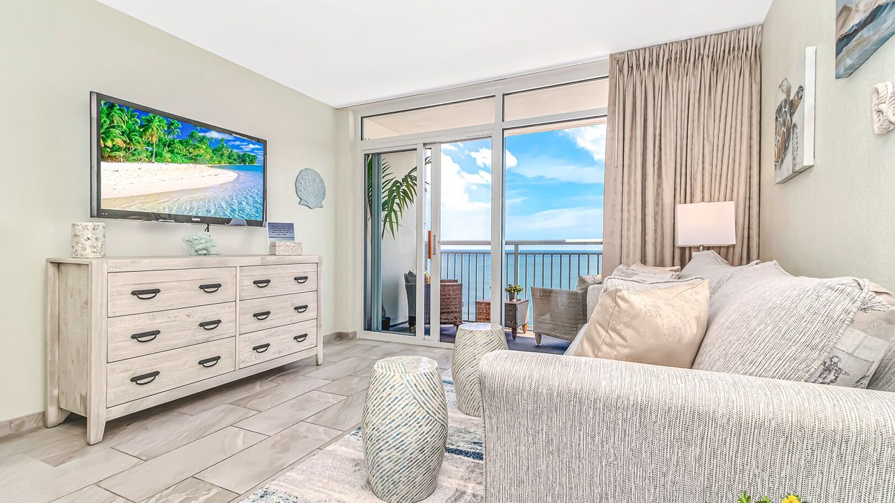 Photo of Livingroom in Crescent Beach