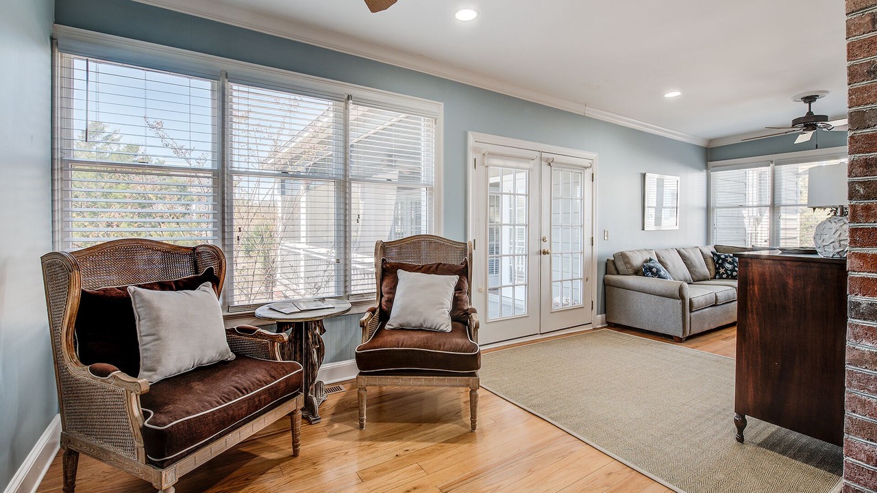 Photo of Livingroom in Debordieu Colony