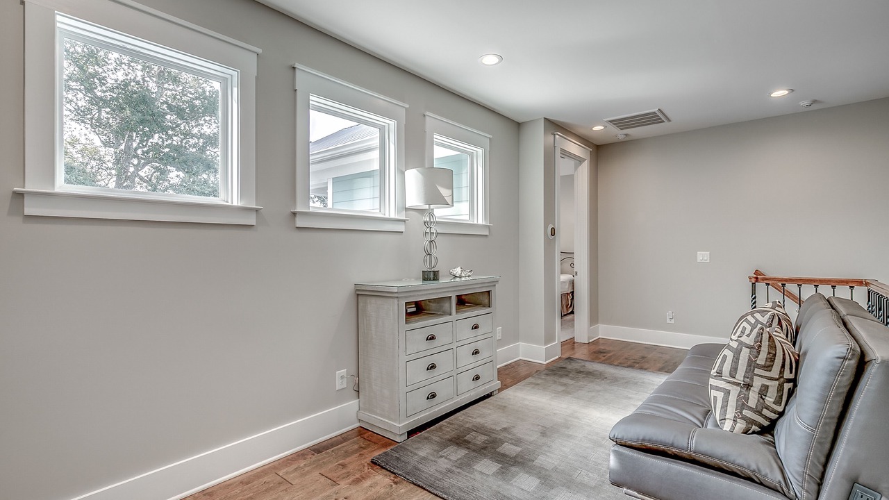 Photo of Livingroom in Windy Hill