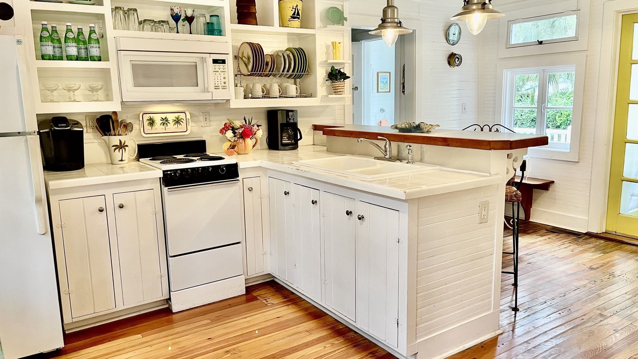 Photo of Kitchen in Savannah Beach
