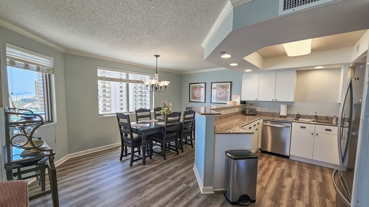 Photo of Kitchen in Arcadian Shores