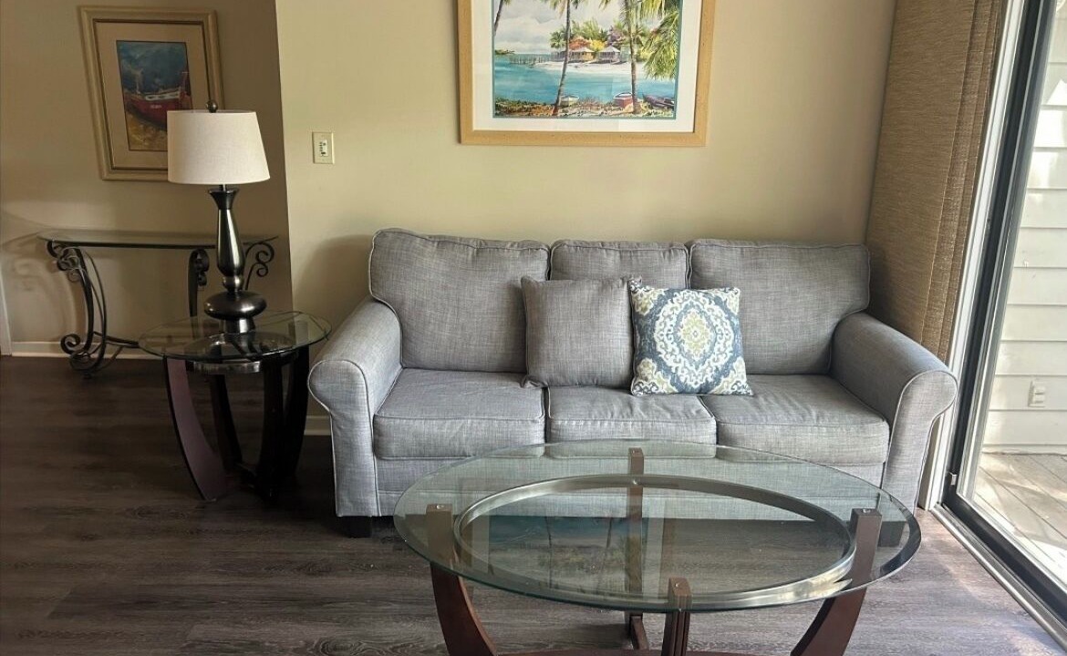 Photo of Livingroom in Arcadian Shores