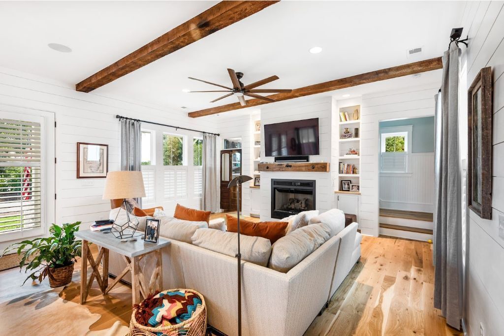 Photo of Livingroom in Old Village