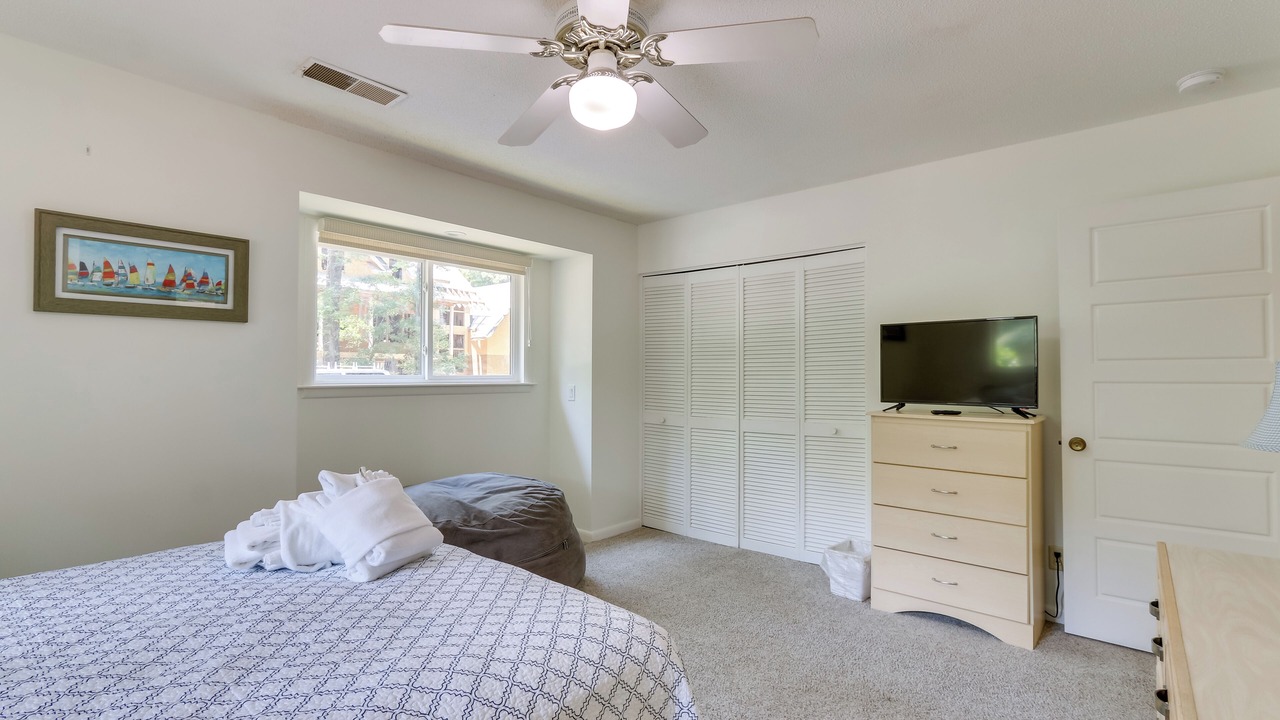 Photo of Bedroom in Lawton Woods