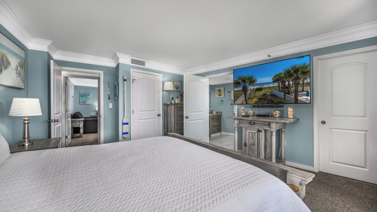 Photo of Bedroom in Arcadian Shores