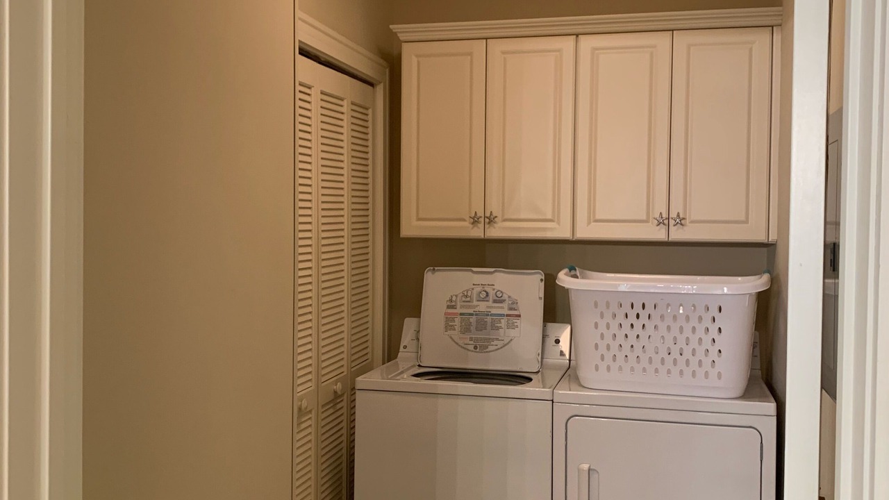 Photo of Bedroom in Arcadian Shores
