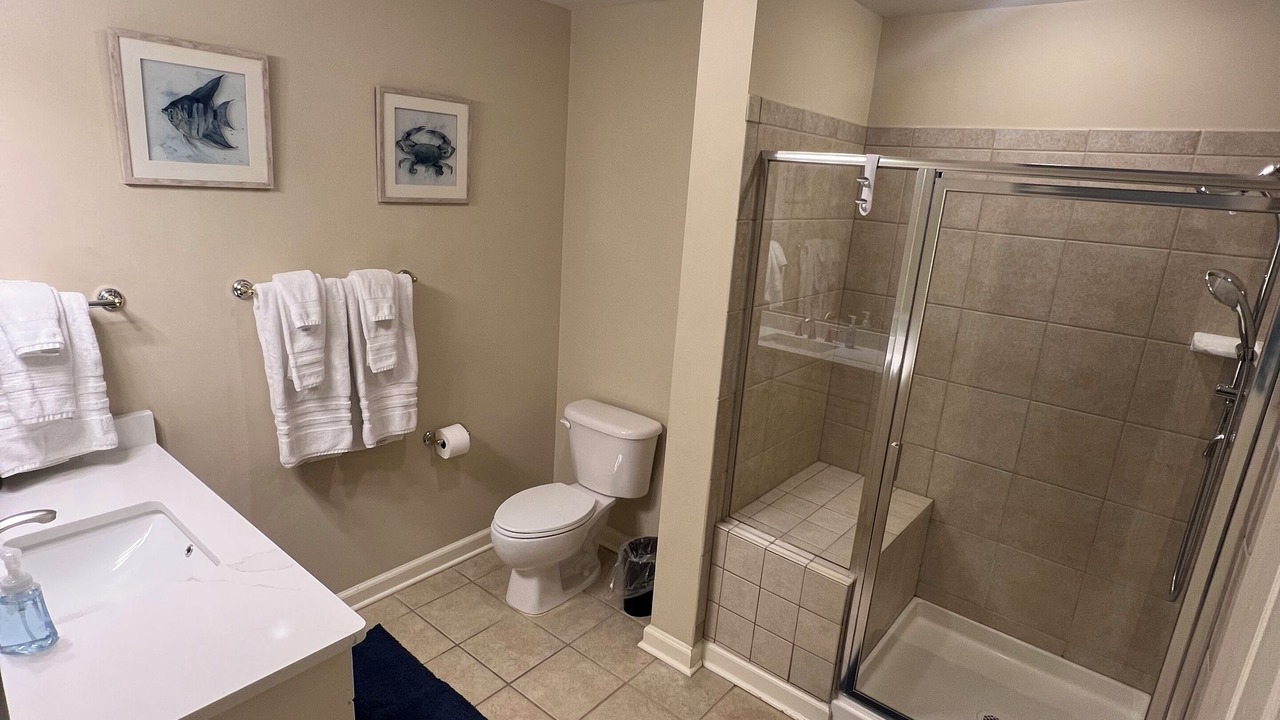 Photo of Bathroom in Arcadian Shores