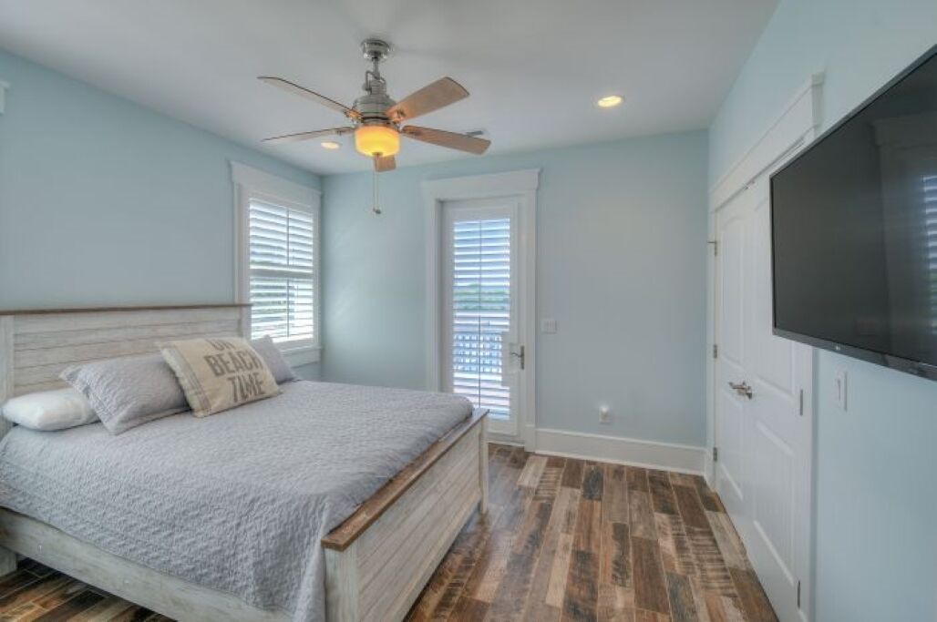 Photo of Bedroom in Windy Hill
