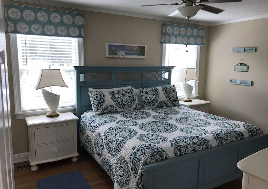 Photo of Bedroom in Crescent Beach
