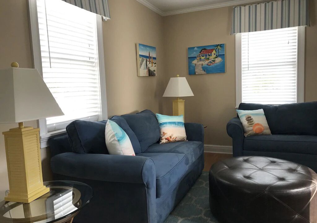 Photo of Livingroom in Crescent Beach